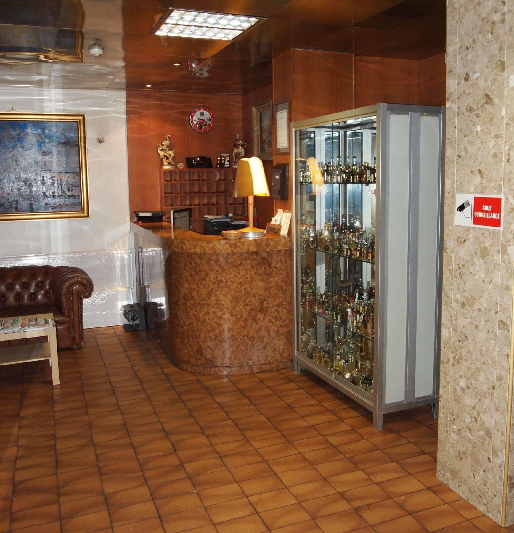 פריז Hotel Fiat מראה חיצוני תמונה